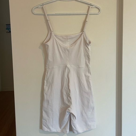 Activewear bodysuit - Picture 2 of 3